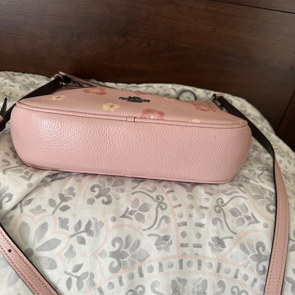 Coach blush pink floral leather crossbody - Picture 5 of 7